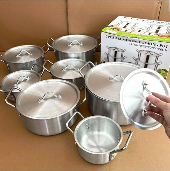 Lot de 6 casseroles/tout feu