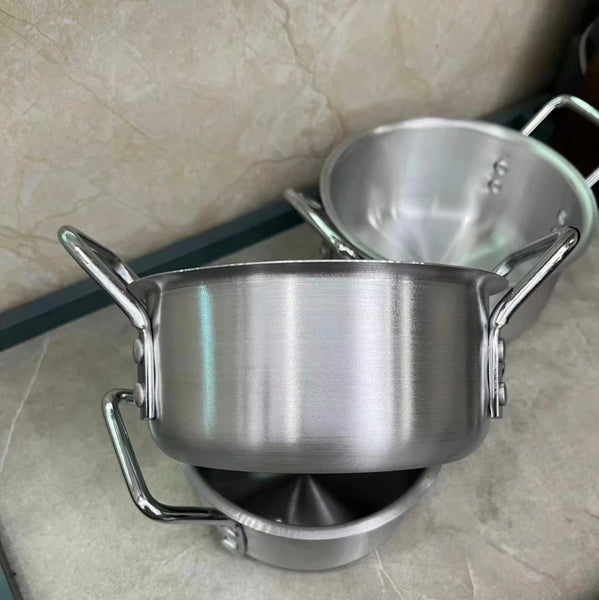Lot de 6 casseroles/tout feu